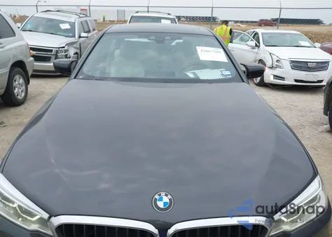 2018 BMW 530E Iperformance из США, поврежденный, VIN WBAJA9C55JB033575